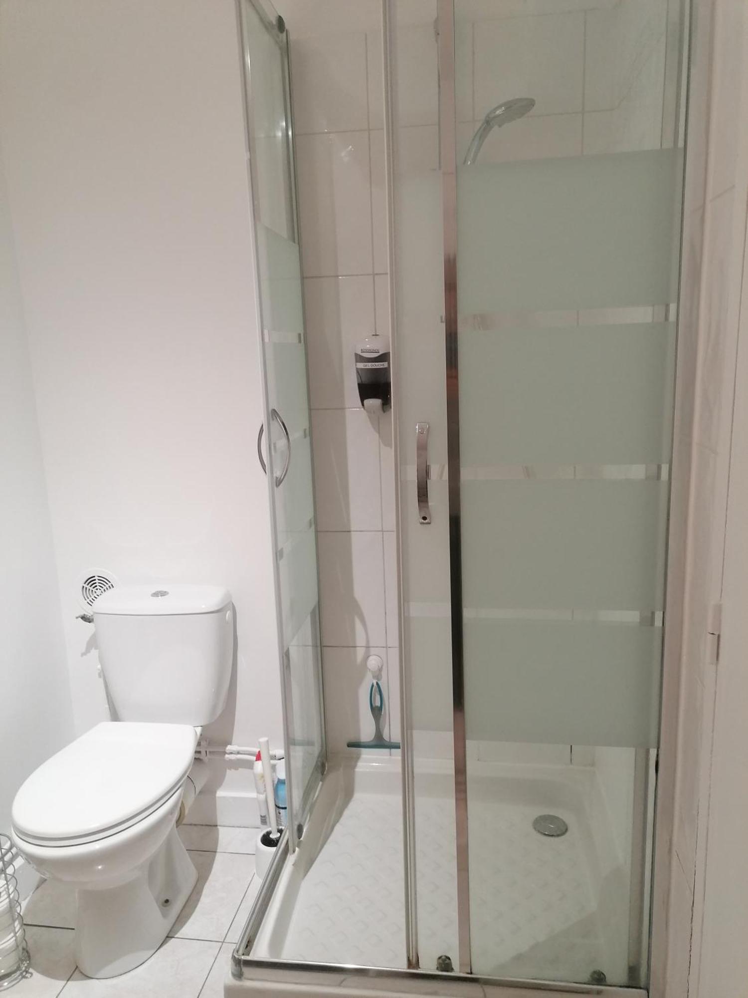 Le Petit Chalet -Appartement Proche De La Vieille Ville , Du Centre Ville Et Du Tram- Petit Dejeuner Offert Le Mans Eksteriør bilde