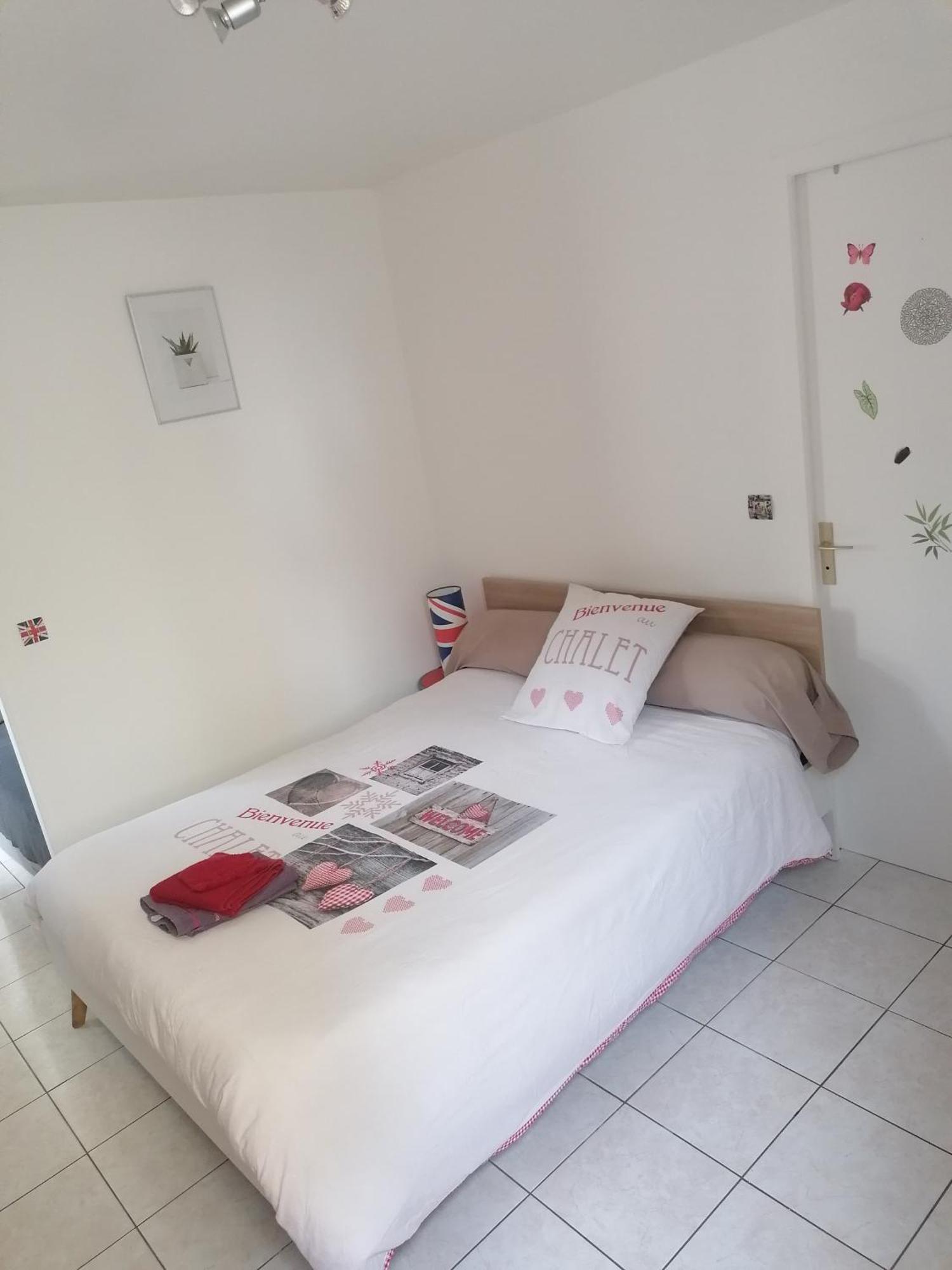Le Petit Chalet -Appartement Proche De La Vieille Ville , Du Centre Ville Et Du Tram- Petit Dejeuner Offert Le Mans Eksteriør bilde